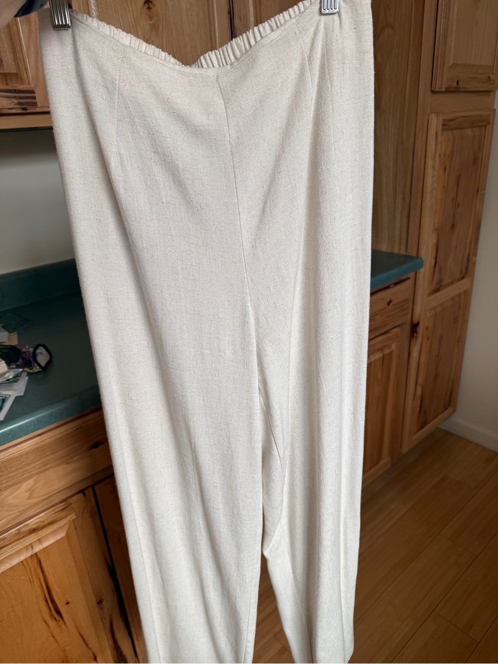 Women’s Linen Knit Pants With Button Side Accent-Sz M